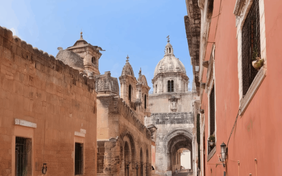 Discover Querétaro Travel Guide for Tourists: Top Picks for Safety, Food, and Things to Do
